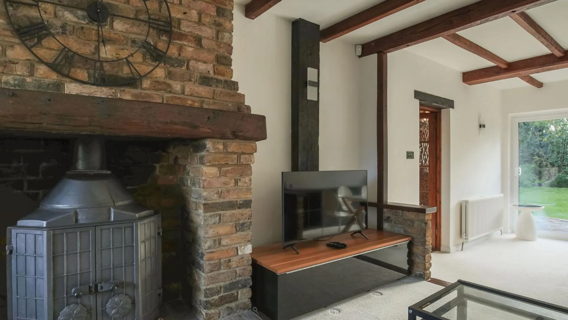 Holiday home Pass The Keys Spacious Home In Picturesque Village Of Wraysbury